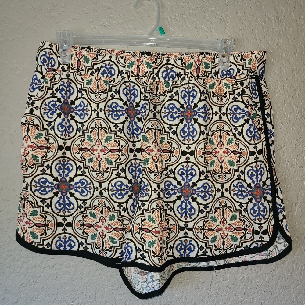 Patterned Women's Shorts